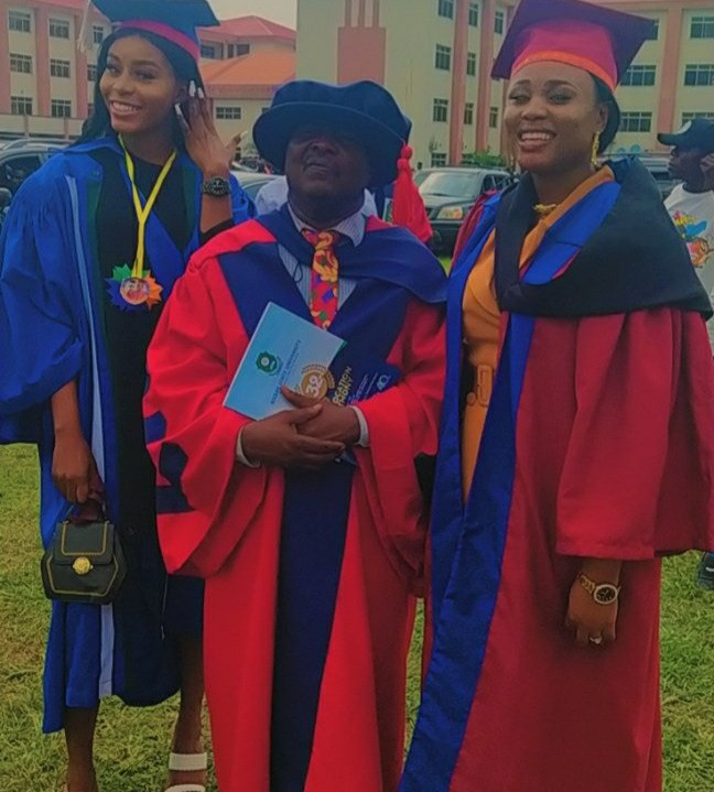 Man and his two daughters have their convocation ceremony on the same day