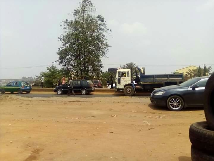 One dead, seven injured as suspected smugglers and customs clash in Ogun