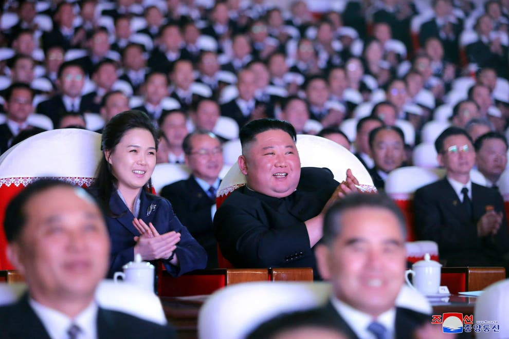 North Korean leader, Kim Jong-un?s wife reappears in public after 