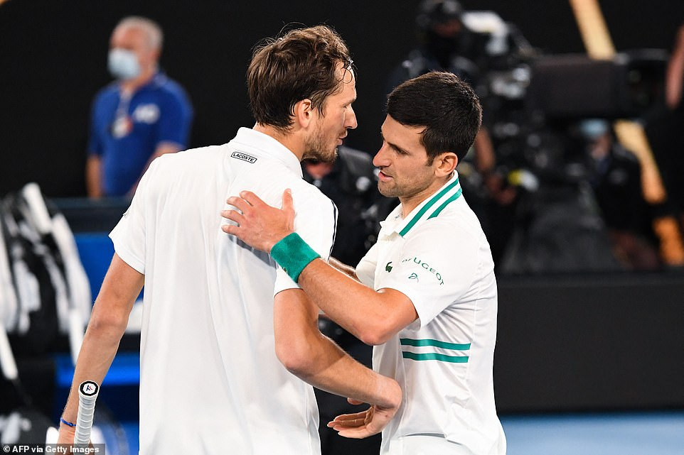 Novak Djokovic wins third straight Australian Open title in dominating display over Daniil Medvedev