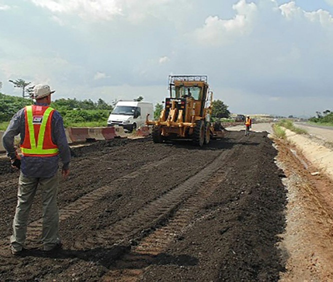 FG grants individuals license to build and maintain highways