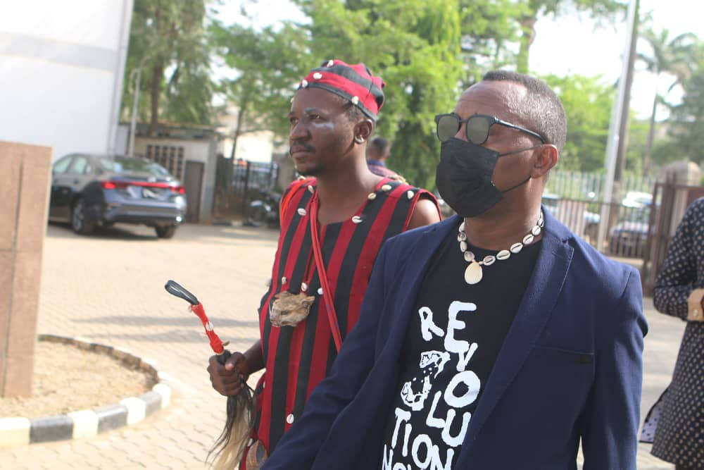 Native doctor follows Omoyele Sowore to court in Abuja (photos)