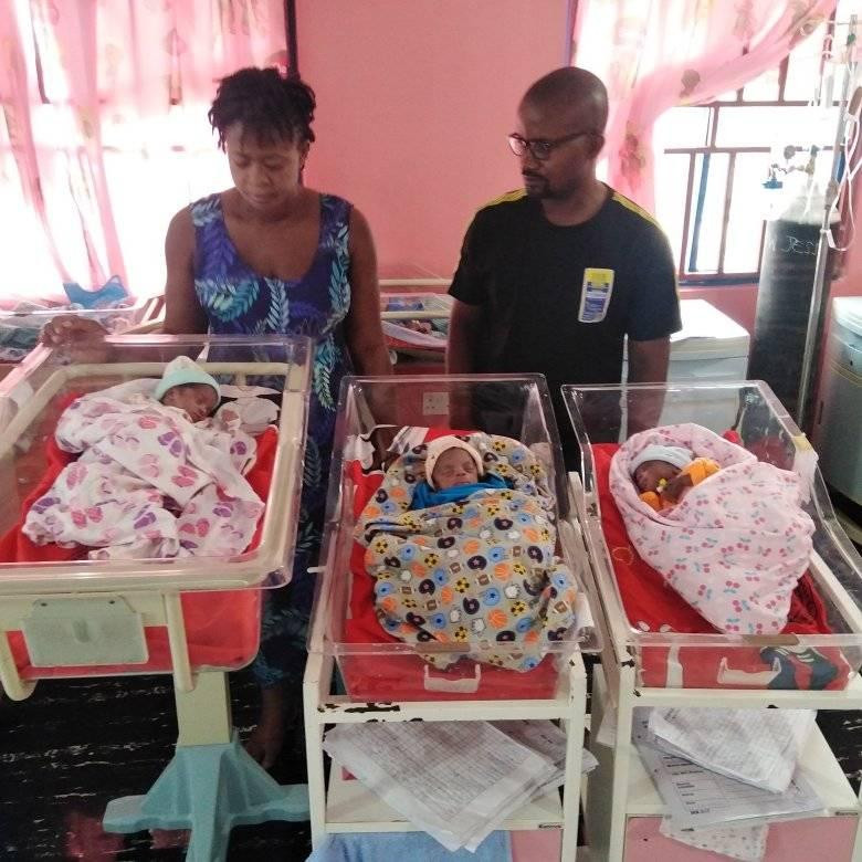 Nigerian woman gives birth to triplets after 11 years of marriage 