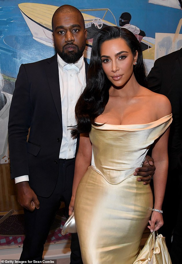 Kim Kardashian begged ex Kanye West to meet up with her after his 