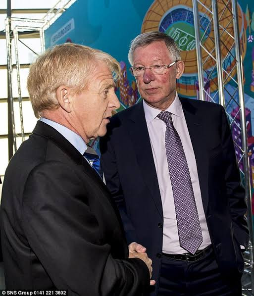 ?He?d even have team talks with our wives!? - Gordon Strachan reveals how Sir Alex Ferguson ?controlled? every aspect of players? lives