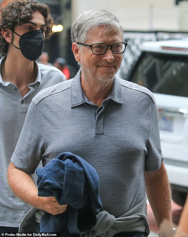 Bill Gates drove to work in Mercedes then disappeared from work in a Porsche to meet women - New report claims  