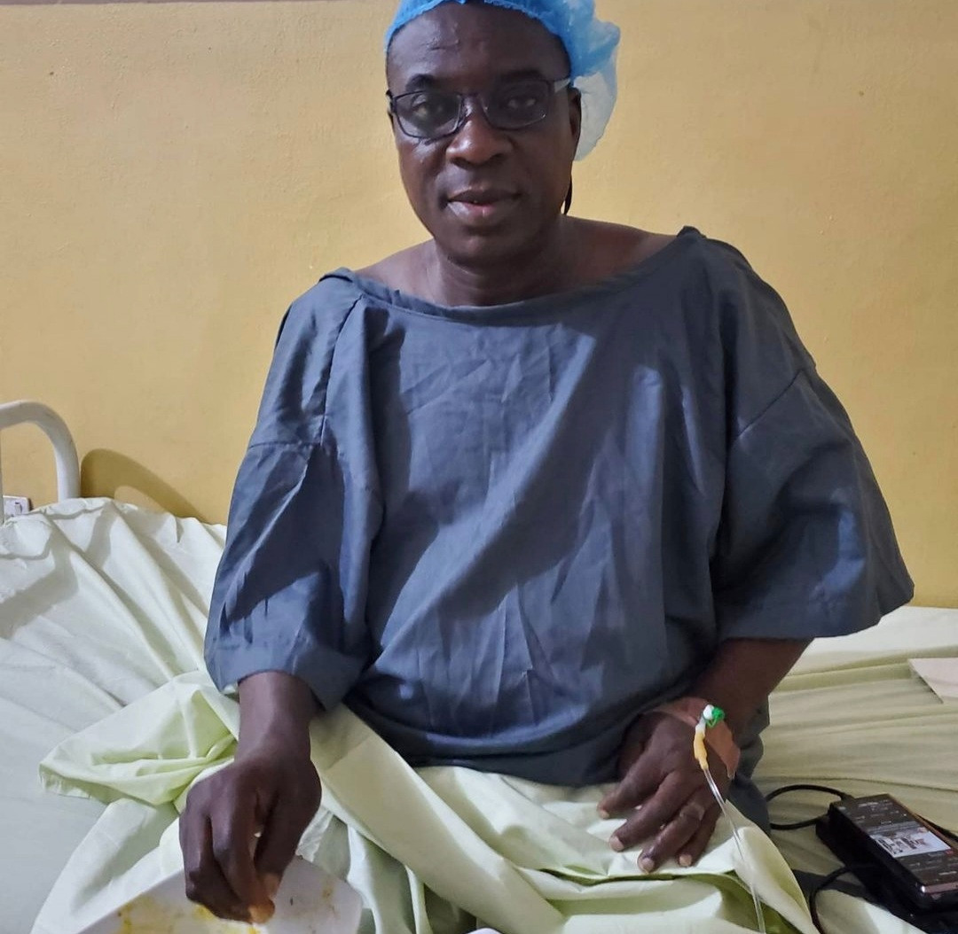 Veteran singer, Kwam 1 pictured in hospital after minor surgery 