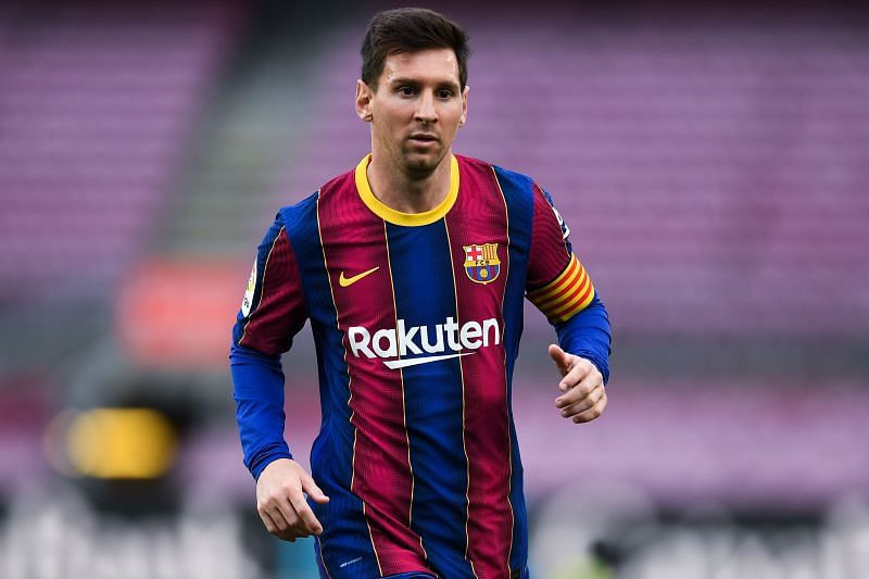 Lionel Messi returns to Barcelona 