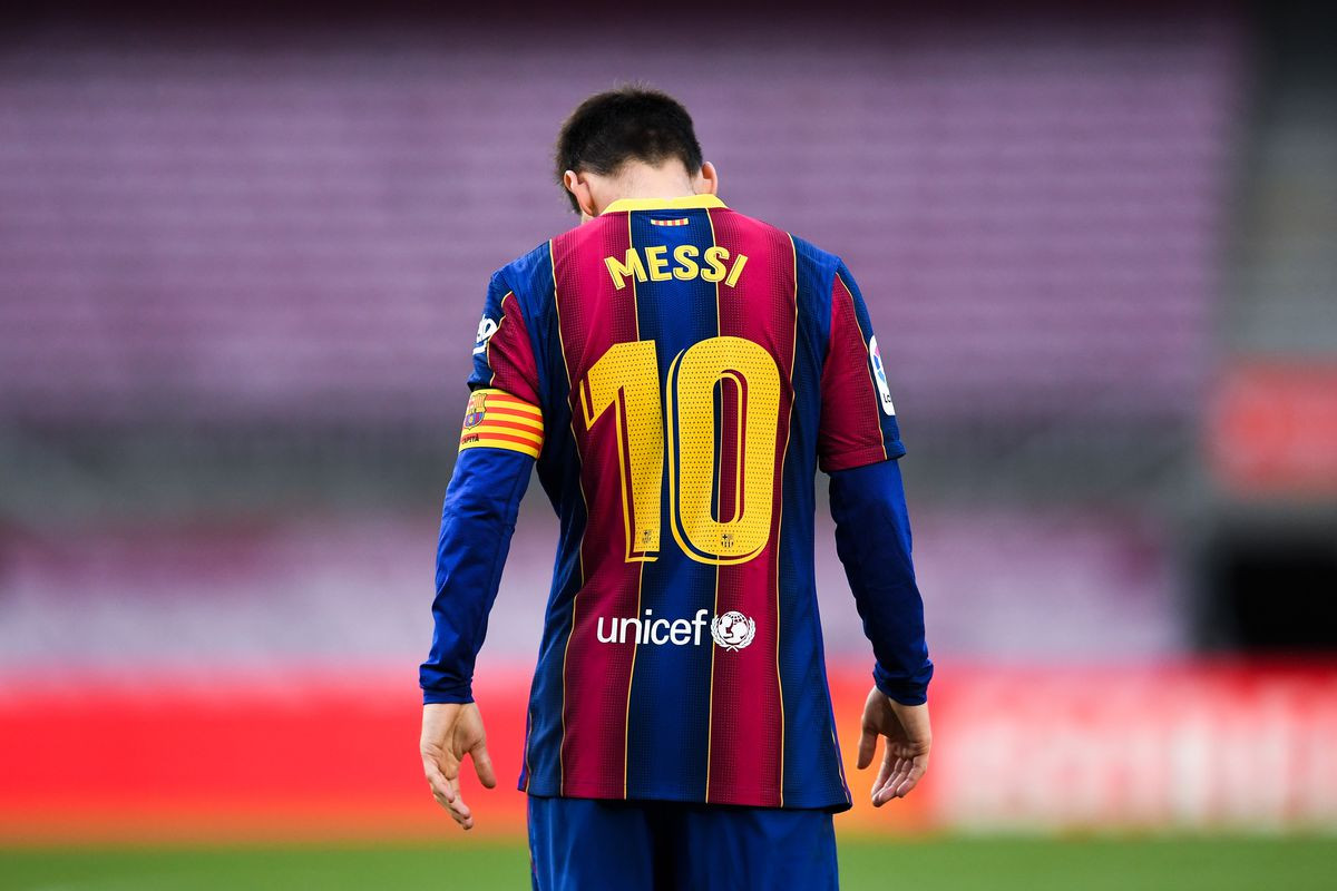  Lionel Messi reportedly shocked by Barcelona departure announcement