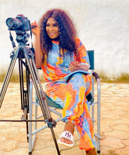 Actress Ruth Eze loses her father