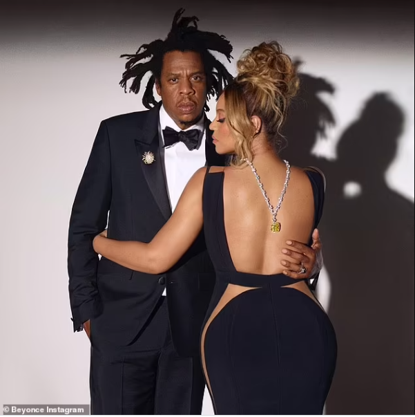 Beyonce becomes the fifth woman to ever wear the famed 128.54 carat Tiffany Diamond for new campaign with Jay-Z (photos)