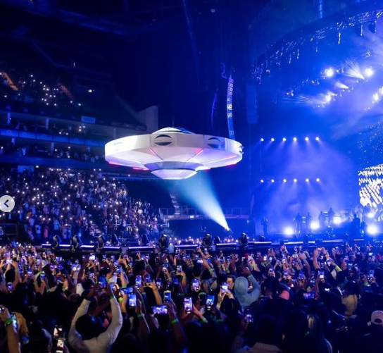 Burna Boy makes grand entrance at his show in O2 Arena, London; arrives in a spaceship