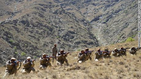 Afghanistan: Heavy clashes erupt between Taliban and anti-Taliban group in the last province not controlled by Taliban