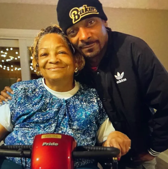 Snoop Dogg?s mother Beverly Tate dies three months after she was rushed to hospital for undisclosed reasons