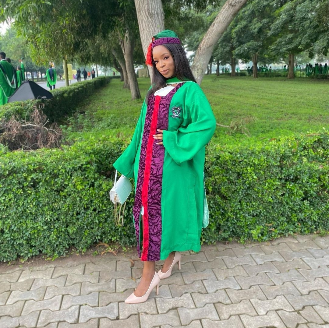 Woman who became an orphan in 100 level emerges best graduating student in Civil Engineering department with 4.92 CGPA
