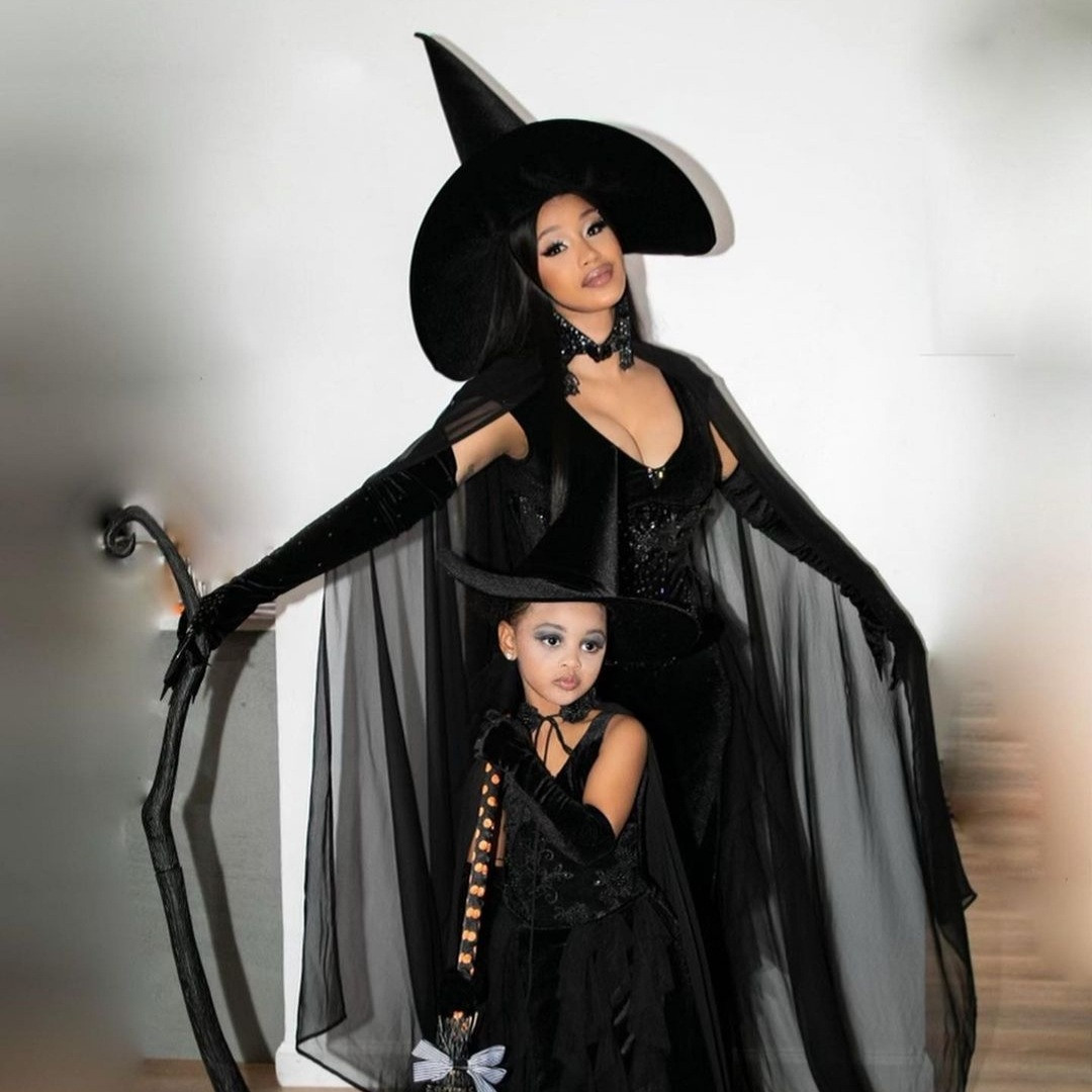 Cardi B and daughter don witch costumes for Halloween (photos)