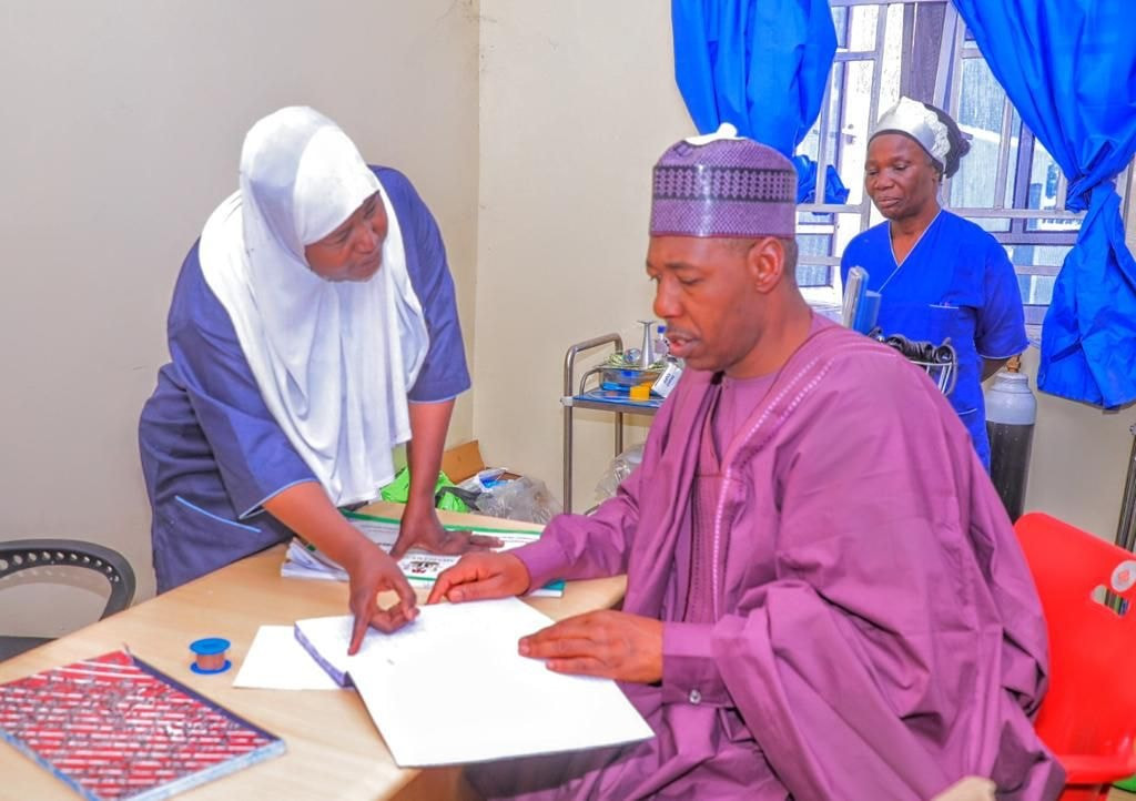 Borno state gov pays impromptu visit to state hospitals, nabs health workers exploiting patients