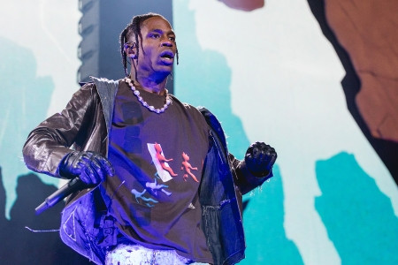 Rapper Travis Scott vows to cover all funeral costs for victims of Astroworld tragedy