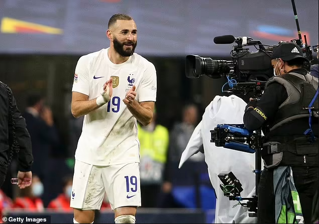 Karim Benzema will remain available for France selection even if he