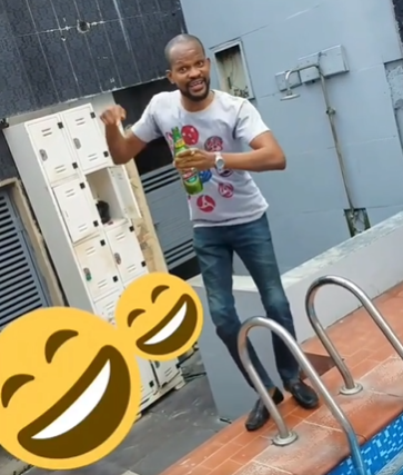 Hilarious video of actor Uche Maduagwu complaining about celebrities asking people for money online 