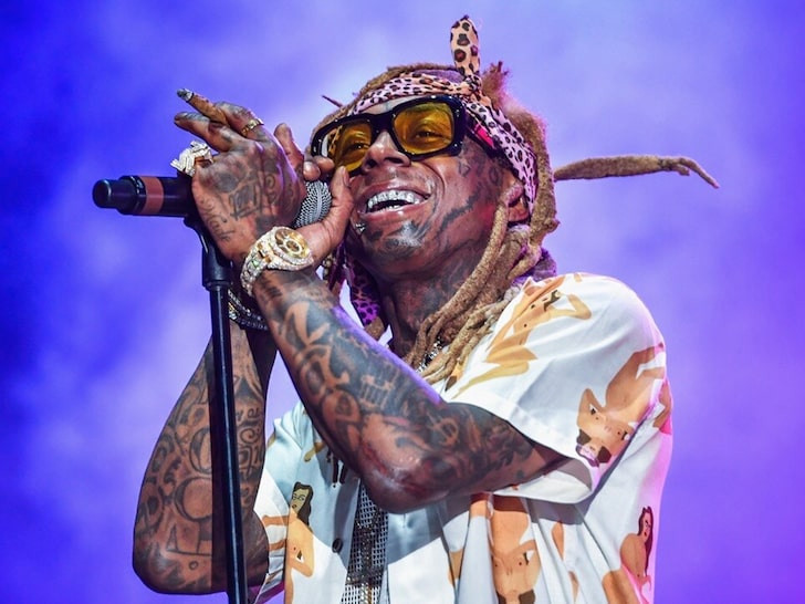 Lil Wayne allegedly pulls gun on his security; cops investigating