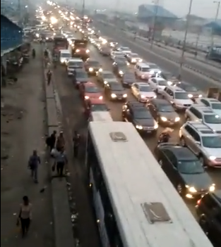 Ajah trends on Twitter as commuters cry out over early morning traffic that has lasted for hours (video)