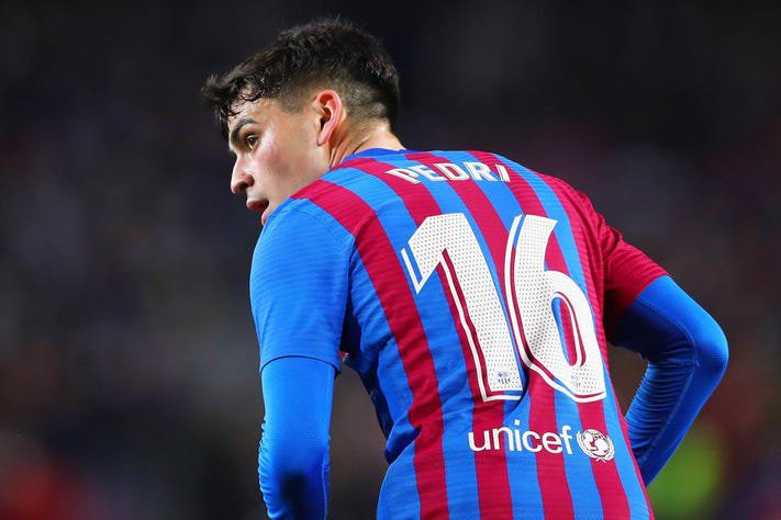 Pedri might have a new number at FC Barcelona. 