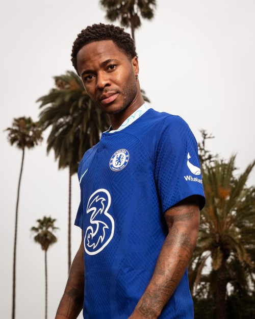 Official: Raheem Sterling joins Chelsea on 5 year deal (photos)