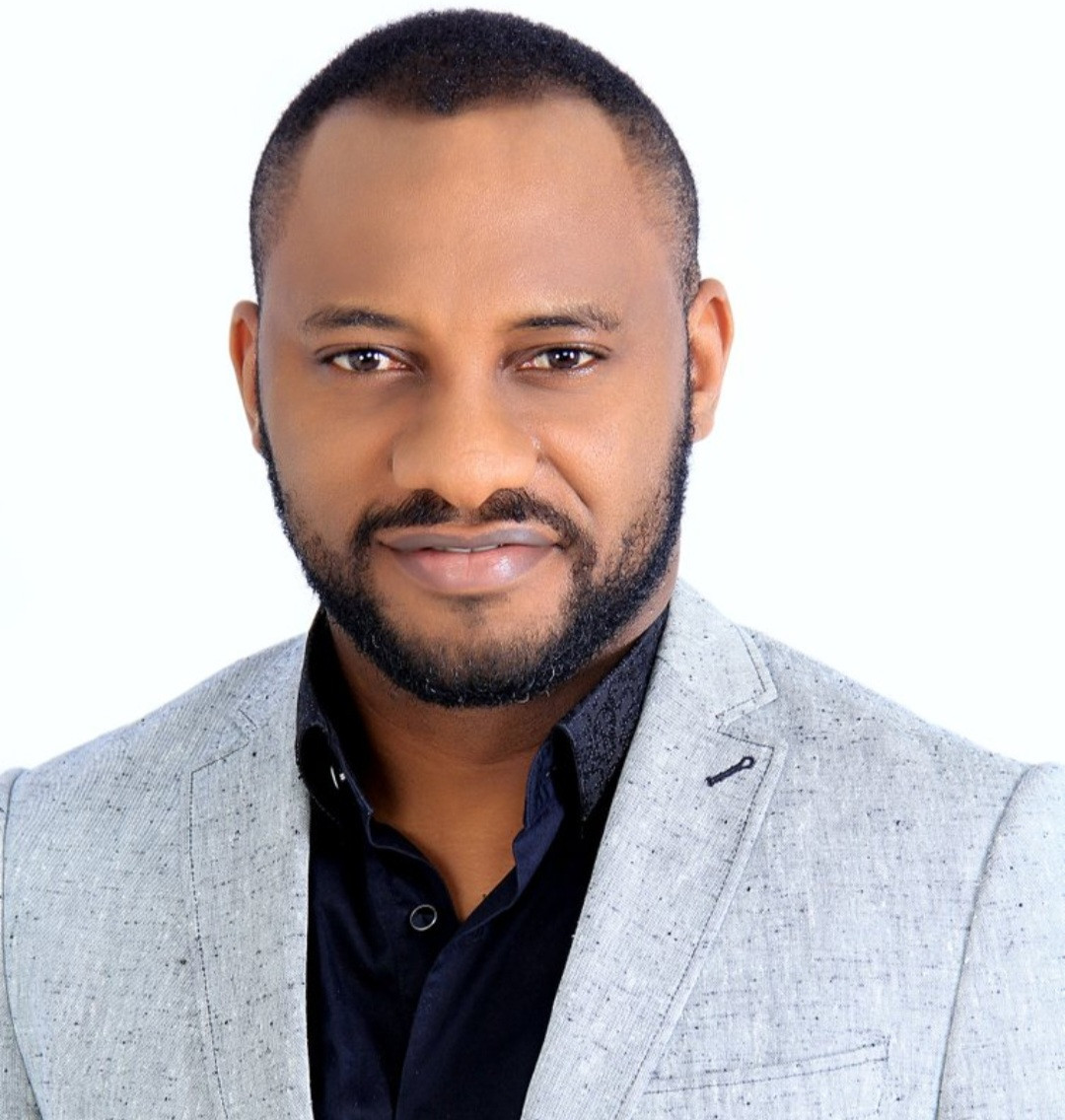 "Policemen have never harassed me" - Yul Edochie advises Nigerians on how they can avoid getting