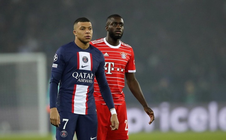 Kylian Mbappe (L) returned from injury. EFE
