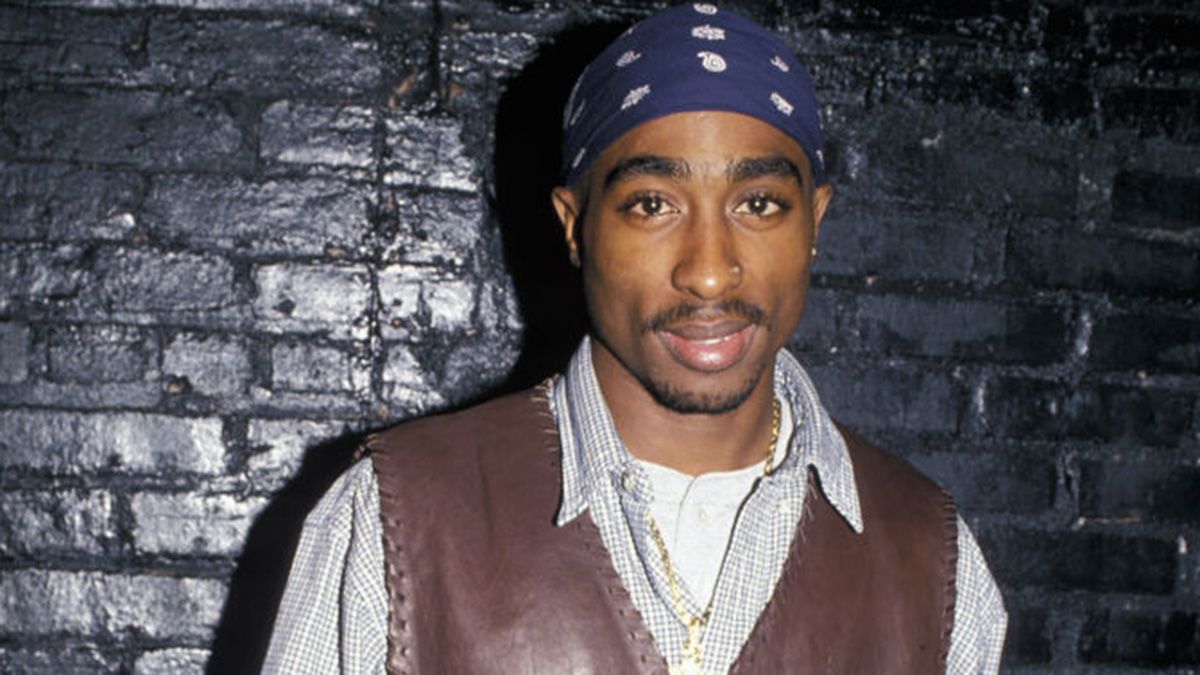 Forensic experts test bullet cartridges found at searched LV home in connection to Tupac�Shakur