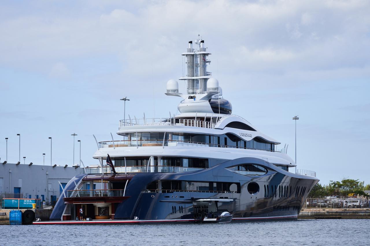 Mark Zuckerberg's 0 million mega yacht arrived in port just days after the billionaire's 40th birthday