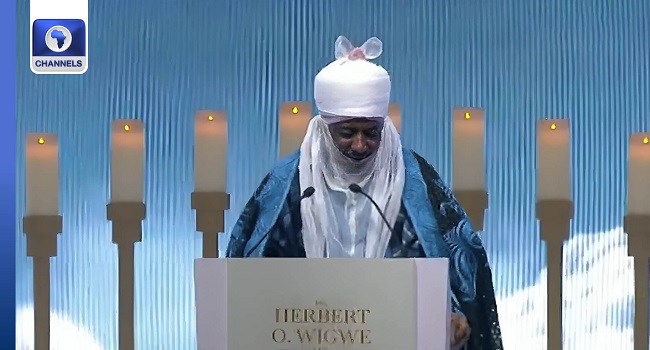 I thought I would die before Wigwe - Former Emir, Sanusi breaks down in tears as he pays tribute to late bank chief
